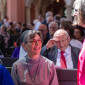 Gäste vor dem Verabschiedungsgottesdienst in der Stadtkirche