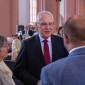 Gäste vor dem Verabschiedungsgottesdienst in der Stadtkirche